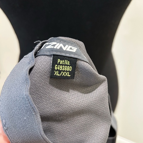 Under Armour Baseball Hat - Picture 4 of 4